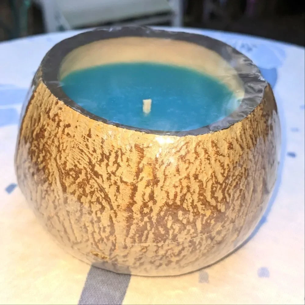 Target brand coconut shaped candle NWT 🌈5 for $25‎